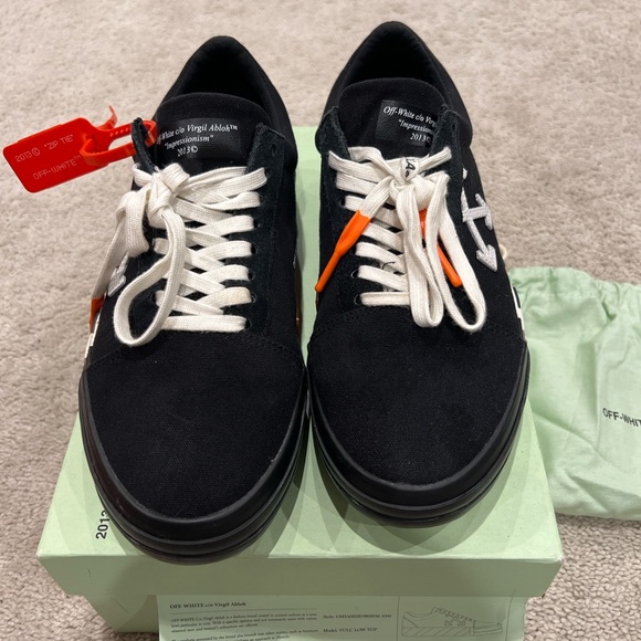 Off White VULC Low Top Size 9 men - Picture 3 of 9
